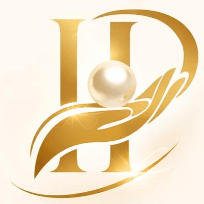 2 ivorypearlnailsbeauty 1